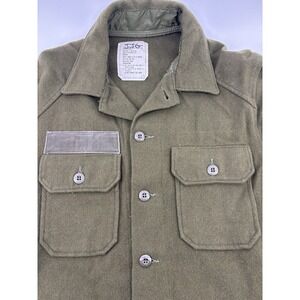 US Military OG 108 Wool Field Shirt Olive Green Cold Medium Vintage Coat Issued
